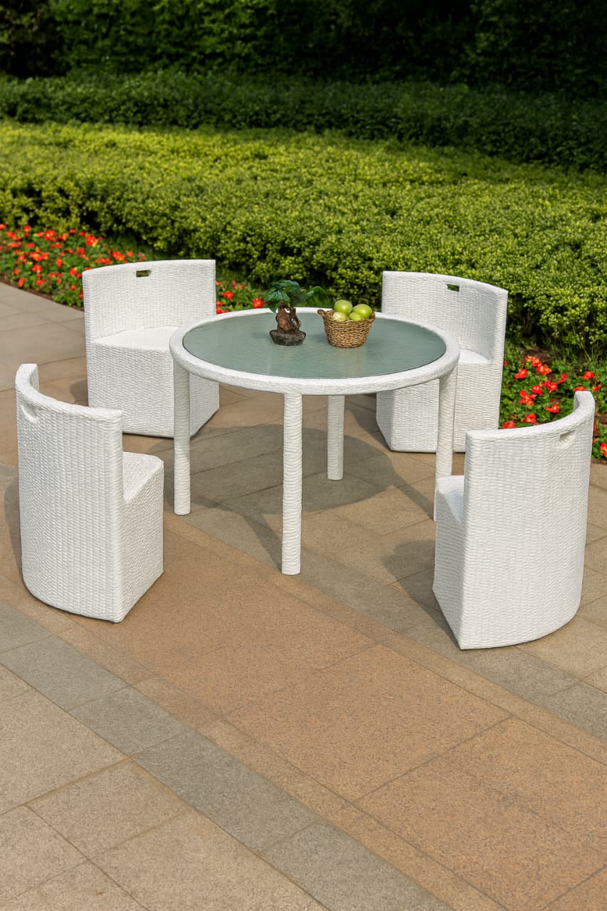 Sicily Outdoor Dinnette